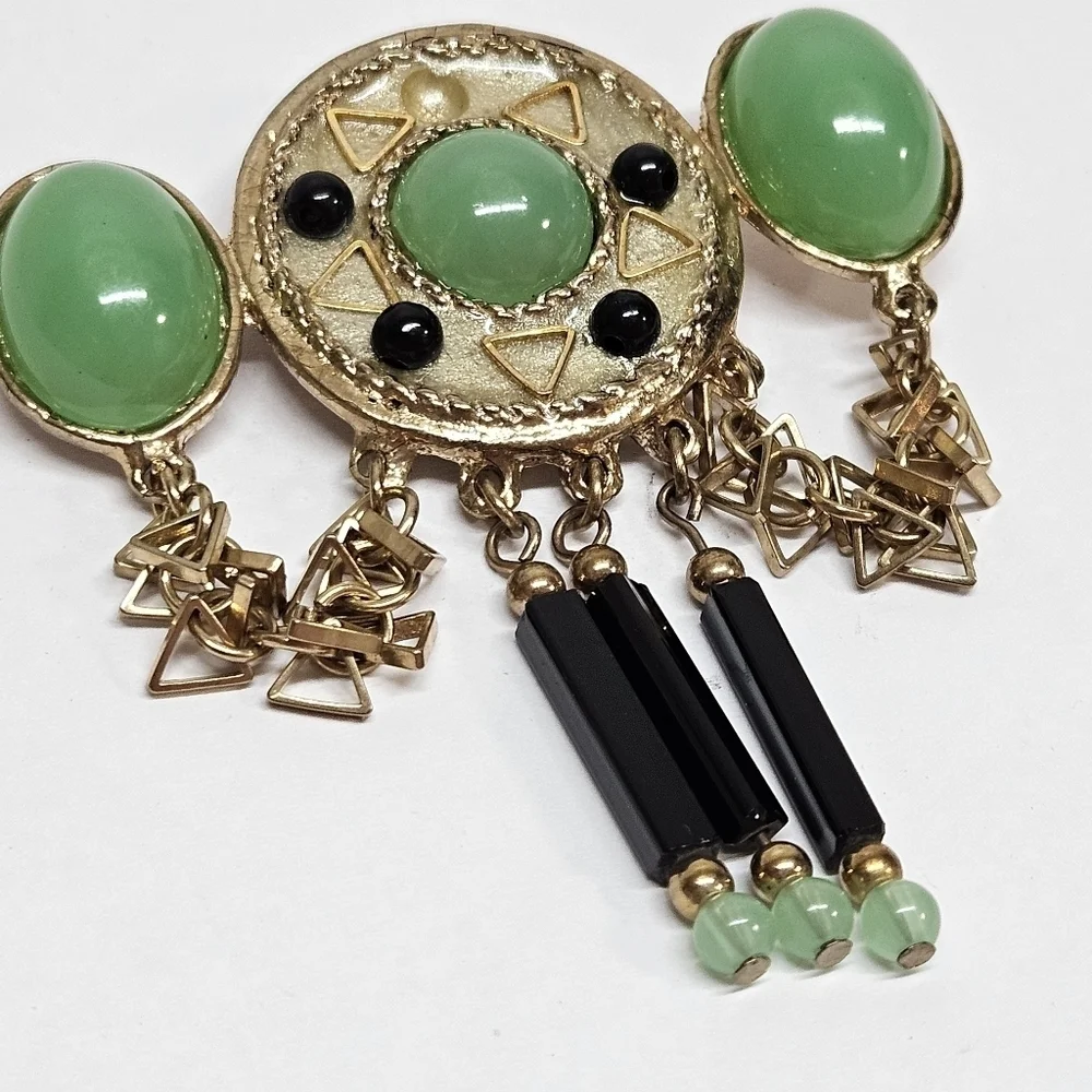 VINTAGE Unique Faux Jade Dangle Gold Tone Large Brooch Pin